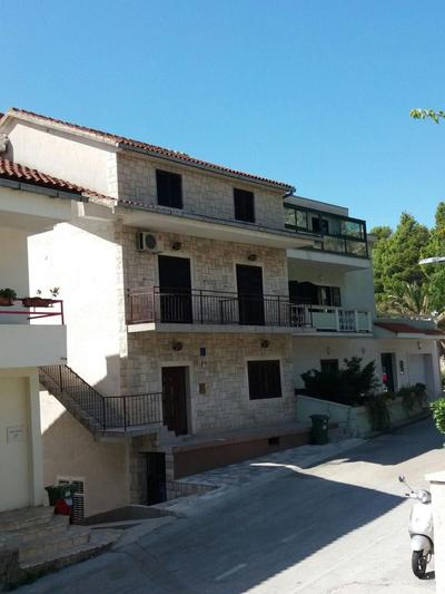 Apartmani Ivona s pogledom na more