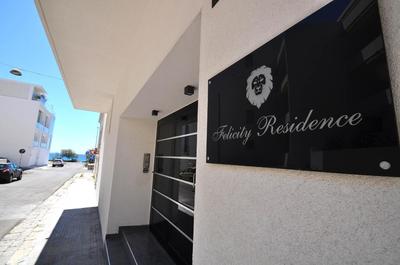 Felicity Residence
