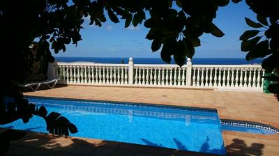 Casa El tonelero con jardín y piscina privada