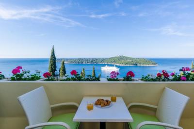 Deluxe Sunset Room, view of the Old Town