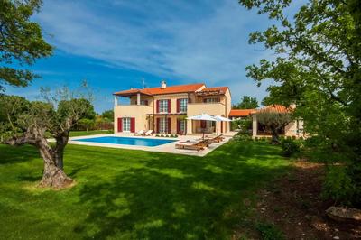 Villa Mirna
