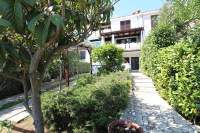 Apartment Irena