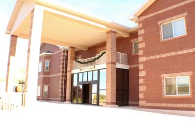 Zion's Most Wanted Hotel, Billede 2