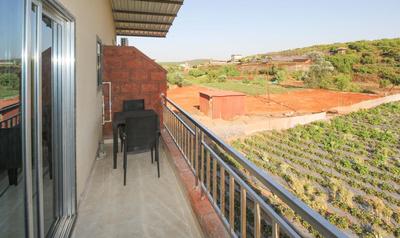 Treebo Winter Town Venna Lake