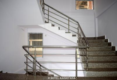 Hotel Aashiyana