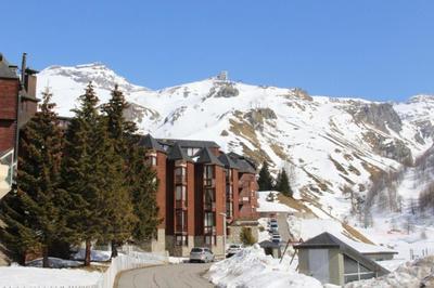 Flamma Apartment - Ski in & Ski Out