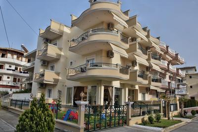 Irida Apartments
