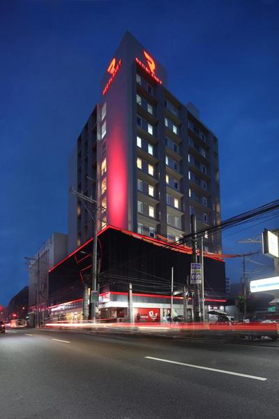 Red Planet Cubao Aurora Boulevard