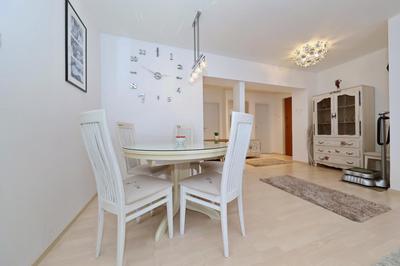 Luxury Apartman Rita, Center
