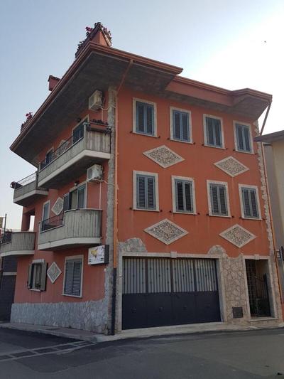 La Porta dell'Alcantara