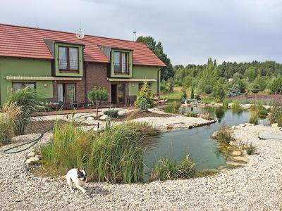 Lake View Apartments near Golf Resort Kunětická Hora, Dříteč