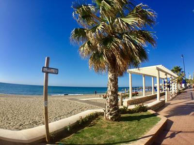 Fuengirola Beach Apartment by Stay Belonio