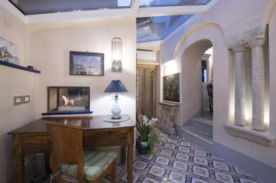 Perla nel blu, villa affacciata sul mare