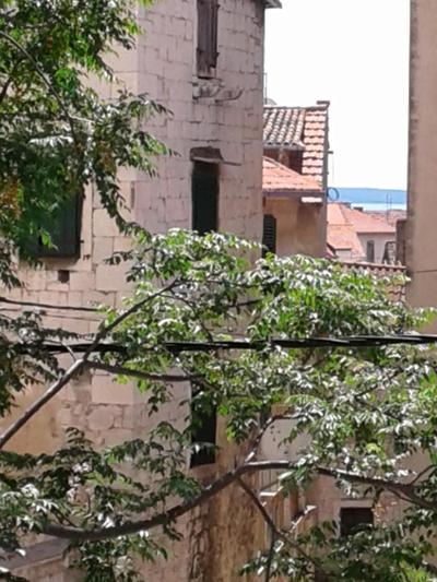Stone apartman Varos