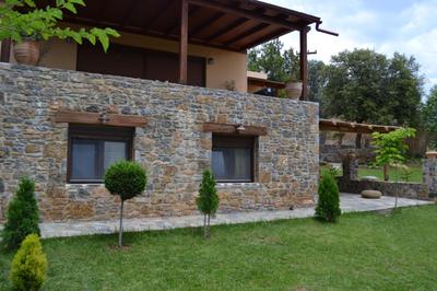 Evia Family House