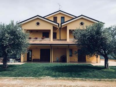 Villa Lò