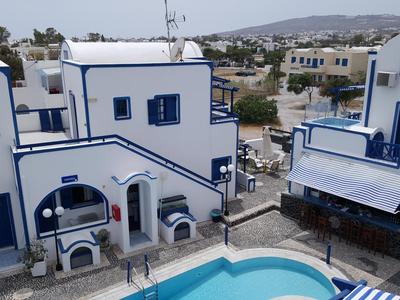 Roula Villa Studios & Apartments