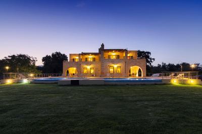 Villas Kalives