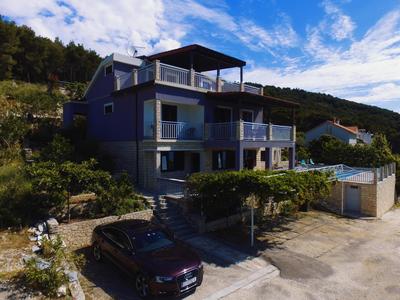 Seaside Villa near Trogir - Poljica