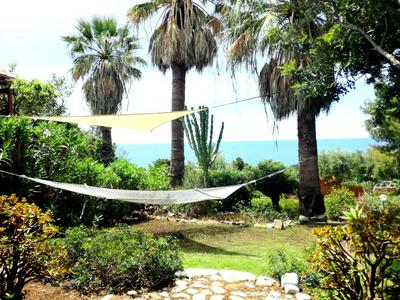 Mediterranean Garden Holiday Home