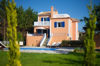 Eglina Villa's