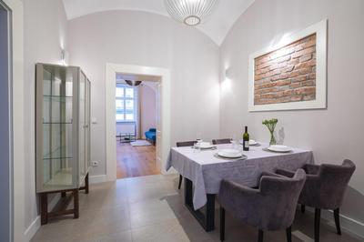 Deluxe Apartment Talia by Irundo