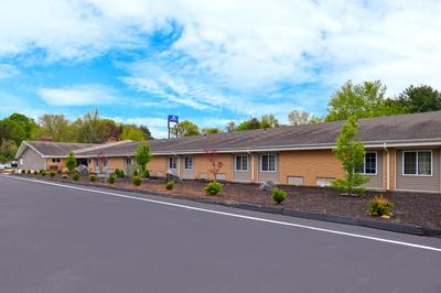 Motel 6 Putnam CT