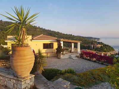 Paxos villas