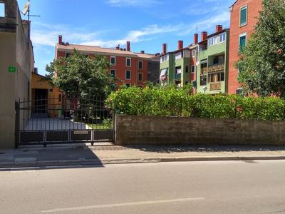Lusyhouse
