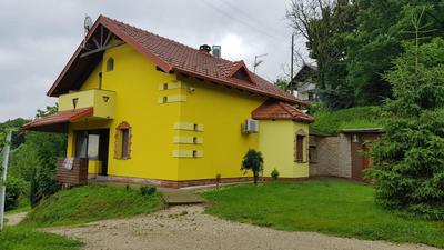 Iva's Place