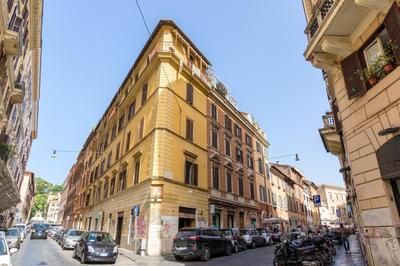 Rome As You Feel - Ripa Apartments in Trastevere