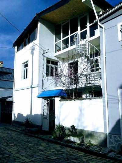 Small room for two in private villa