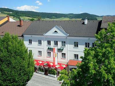 Bärnsteinhof - Gasthof mit Herz