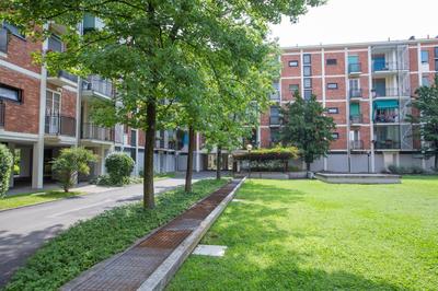 GuestHost - Milano Business Balcony Flat