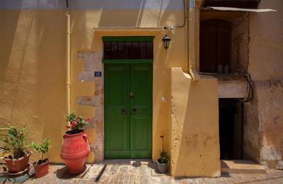 Green Door Apartment