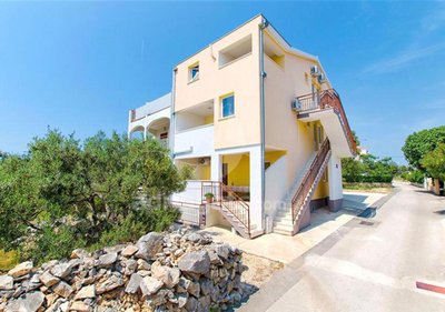 Apartments Iva