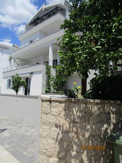Apartmani Marinović