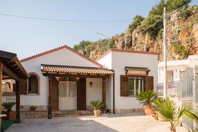Baglio Scurati Home Holidays