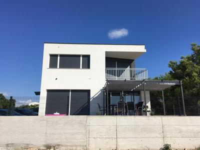 Apartments Lueva