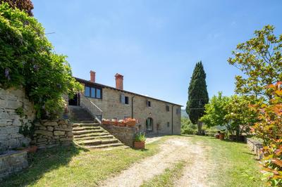 Casale Mazzini by VacaVilla