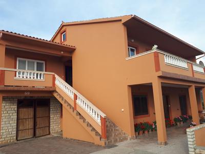 Apartmani Lucia