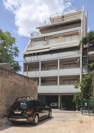 Athens Premium Suites - Sunny 2 Bedroom Suite with Parking