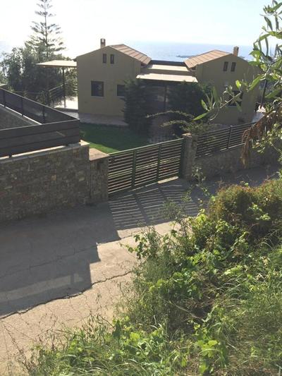 Villa G.Anagnostopoulos