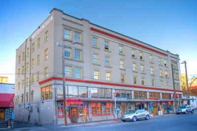 American Hotel Hostel