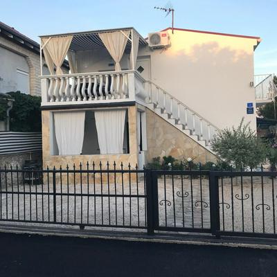 Apartman Mira