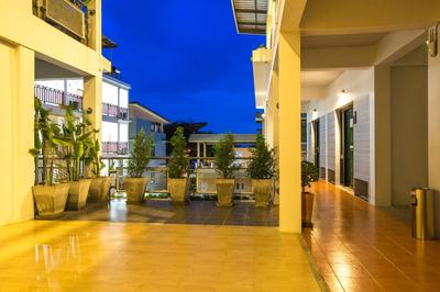 Good Dream Hotel (Khun Ying House)