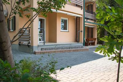 Lukovo Seafront Apartments