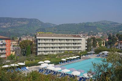 Hotel La Perla - Bike Hotel