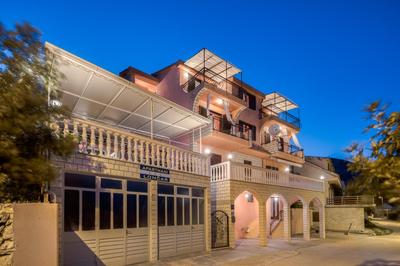 Beautiful Seaview Apartments Loncar