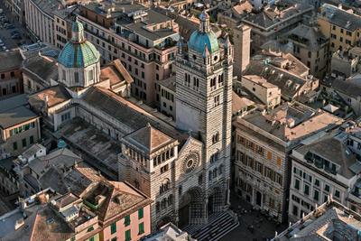 JOIVY Colorful Flat for 5 close to Piazza De Ferrari